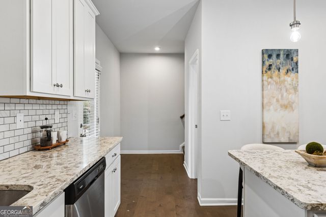 2513 Hedgeway Circle, Kennesaw, GA 30144