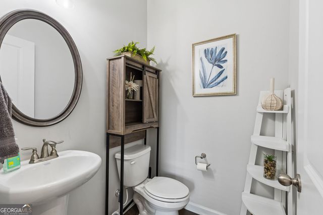 2513 Hedgeway Circle, Kennesaw, GA 30144