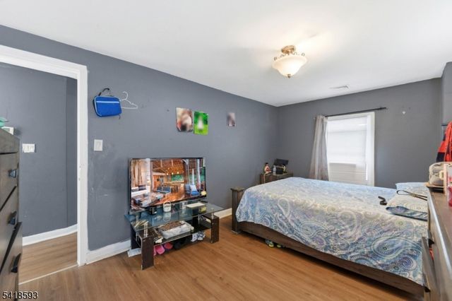 219 Hollywood Ave, Hillside Twp., NJ 07205