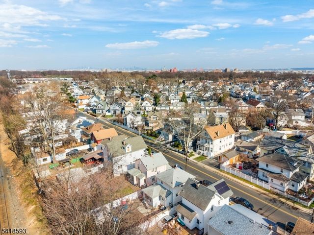 219 Hollywood Ave, Hillside Twp., NJ 07205