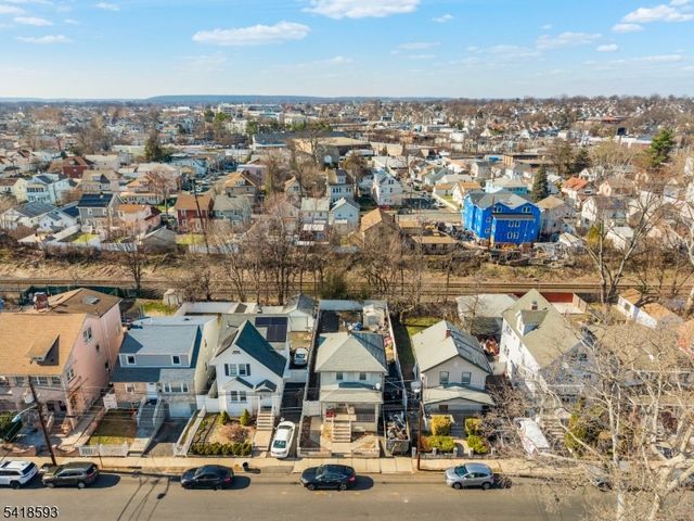 219 Hollywood Ave, Hillside Twp., NJ 07205