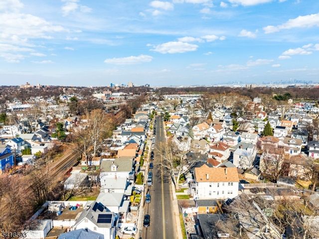 219 Hollywood Ave, Hillside Twp., NJ 07205