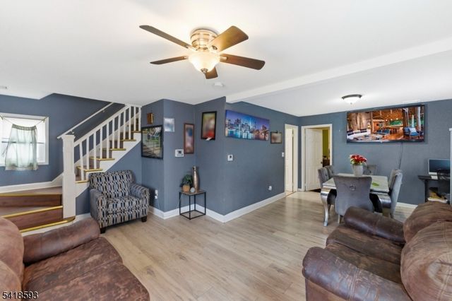 219 Hollywood Ave, Hillside Twp., NJ 07205