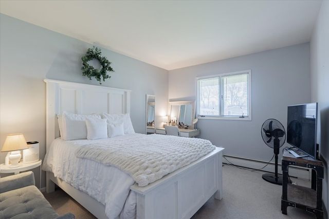 105 W School Street, Leroy, IL 61752