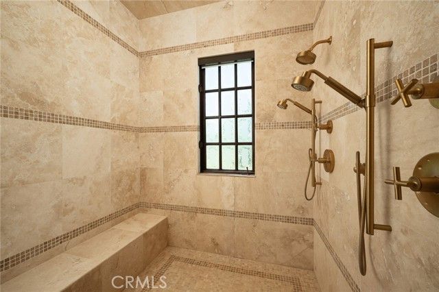 22442 Via Pajaro, Laguna Hills, CA 92679