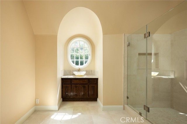 22442 Via Pajaro, Laguna Hills, CA 92679