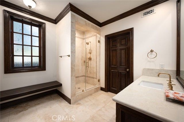 22442 Via Pajaro, Laguna Hills, CA 92679