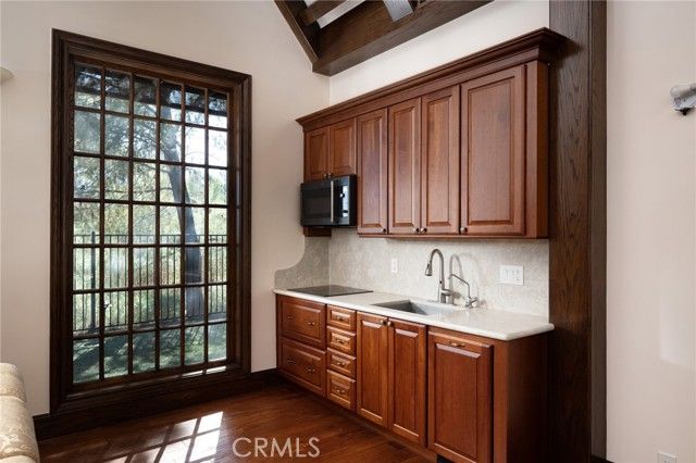 22442 Via Pajaro, Laguna Hills, CA 92679