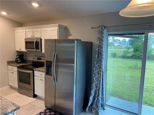 2837 NW 24th AVE, Cape Coral, FL 33993