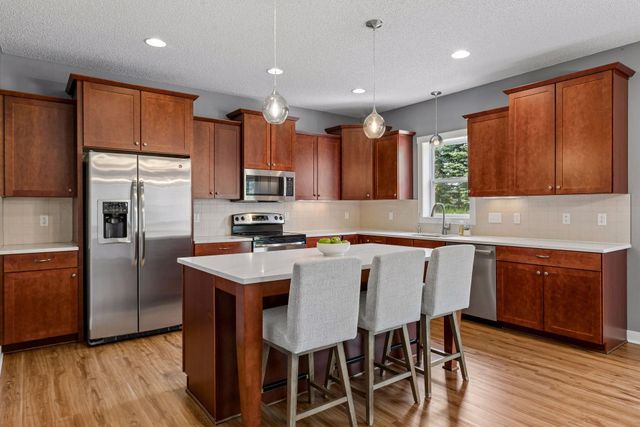 10828 Ashley Lane, Woodbury, MN 55129