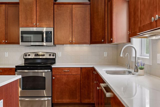 10828 Ashley Lane, Woodbury, MN 55129