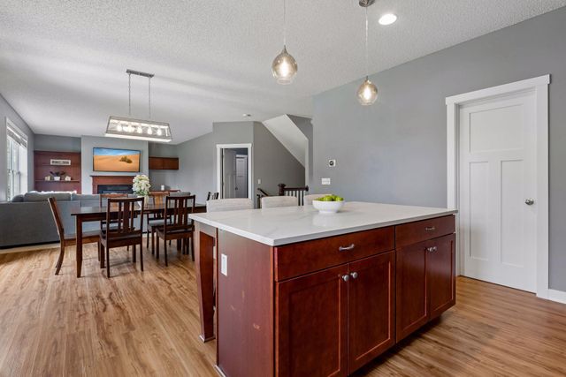 10828 Ashley Lane, Woodbury, MN 55129