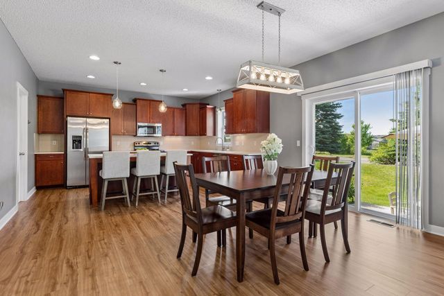 10828 Ashley Lane, Woodbury, MN 55129