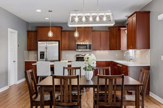 10828 Ashley Lane, Woodbury, MN 55129