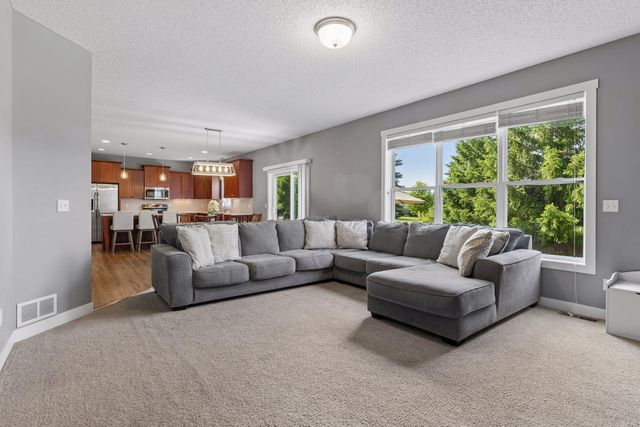 10828 Ashley Lane, Woodbury, MN 55129