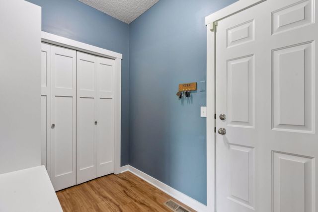 10828 Ashley Lane, Woodbury, MN 55129