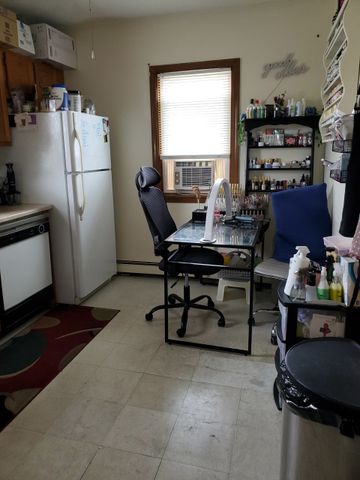 39-41 Columbia St 3, Malden, MA 02148