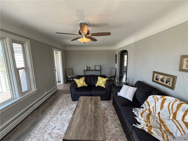 5957 Military Road, Lewiston, NY 14092