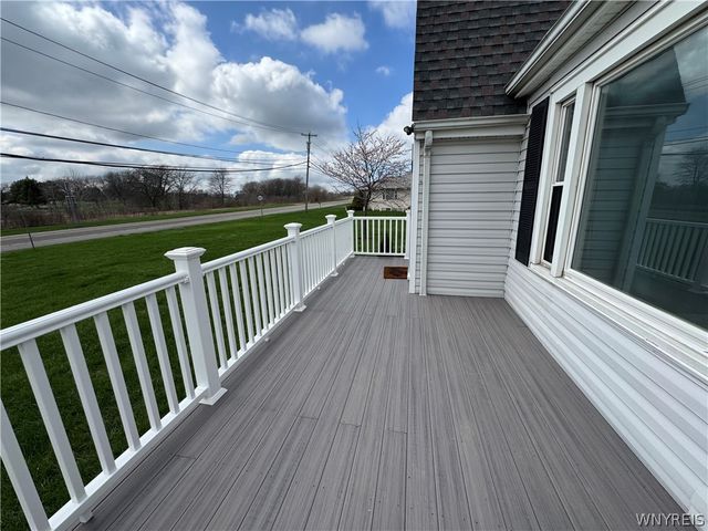 5957 Military Road, Lewiston, NY 14092