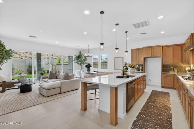 3651 E CONSTANCE Way, Phoenix, AZ 85042