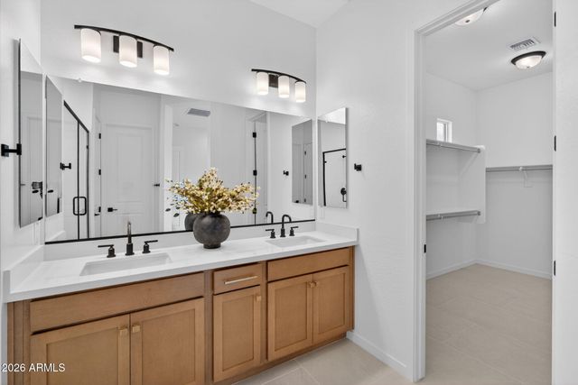 3651 E CONSTANCE Way, Phoenix, AZ 85042