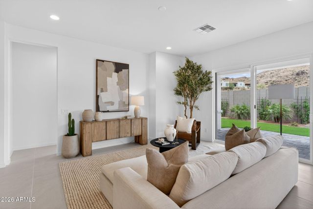 3651 E CONSTANCE Way, Phoenix, AZ 85042