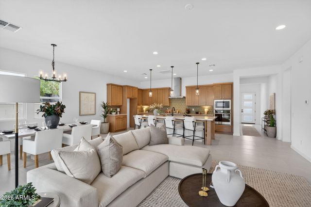 3651 E CONSTANCE Way, Phoenix, AZ 85042