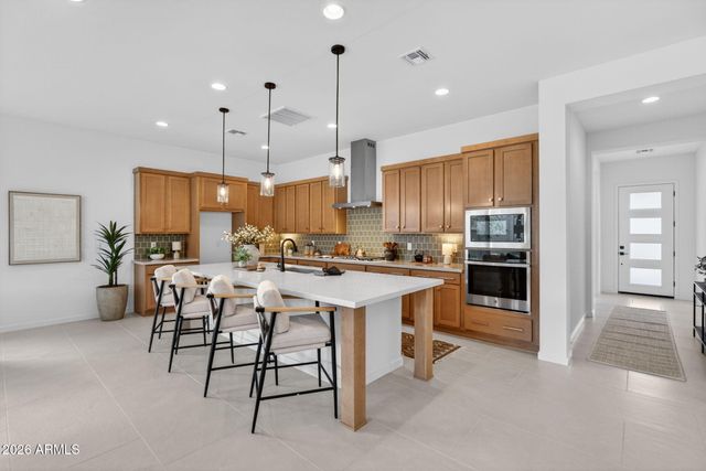 3651 E CONSTANCE Way, Phoenix, AZ 85042