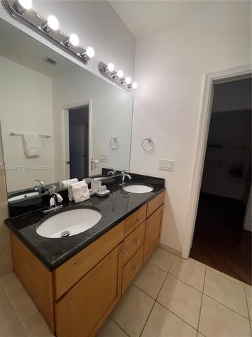 3450 NW 17th Ter 3450, Oakland Park, FL 33309