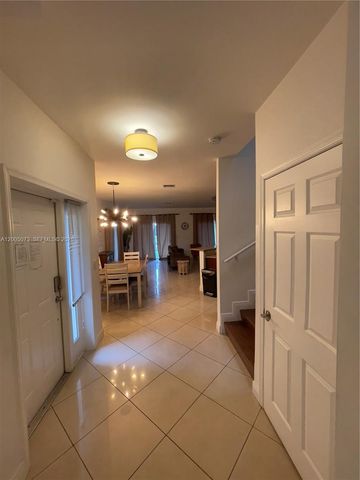 3450 NW 17th Ter 3450, Oakland Park, FL 33309