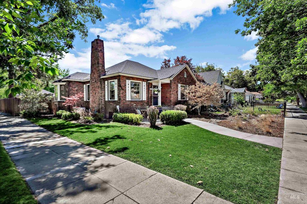 2401 W Madison Ave, Boise, ID 83702