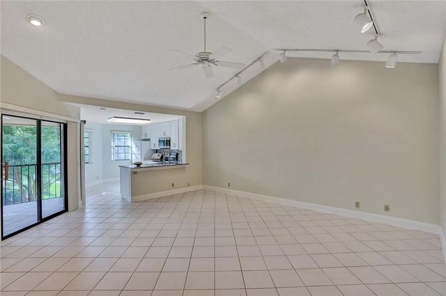 6698 Montego Bay Boulevard D, Boca Raton, FL 33433