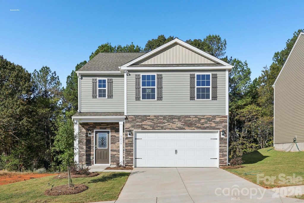 5113 Parker Forest Drive, Charlotte, NC 28215