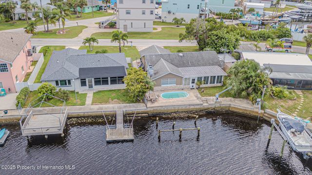 6613 Harbor Drive, Hudson, FL 34667