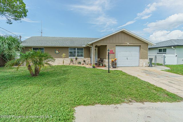 6613 Harbor Drive, Hudson, FL 34667