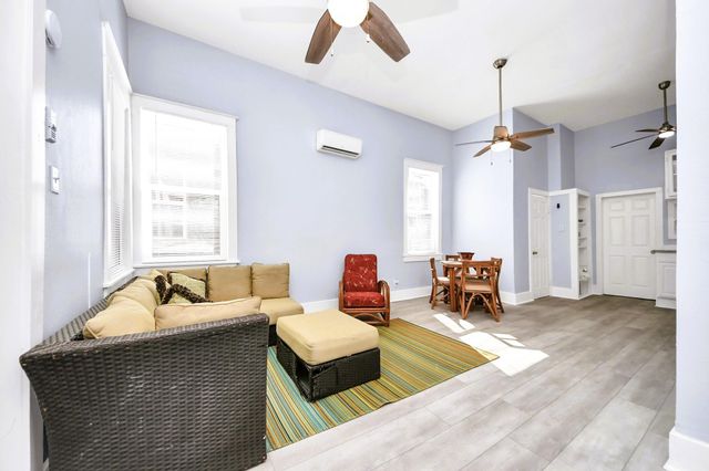 1805 39th Street, Galveston, TX 77550