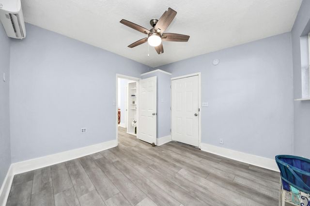 1805 39th Street, Galveston, TX 77550