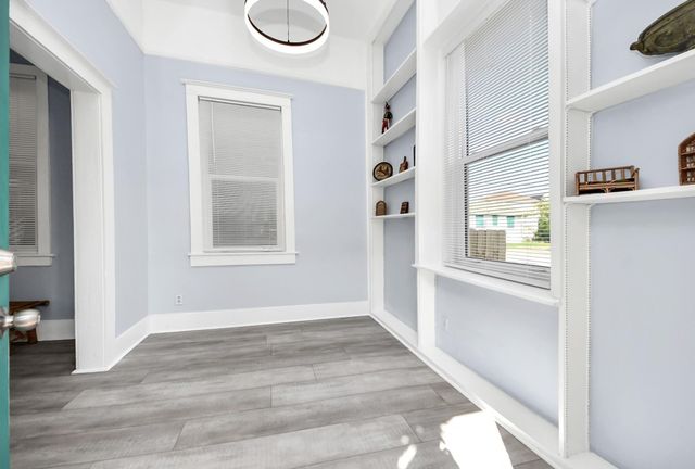 1805 39th Street, Galveston, TX 77550