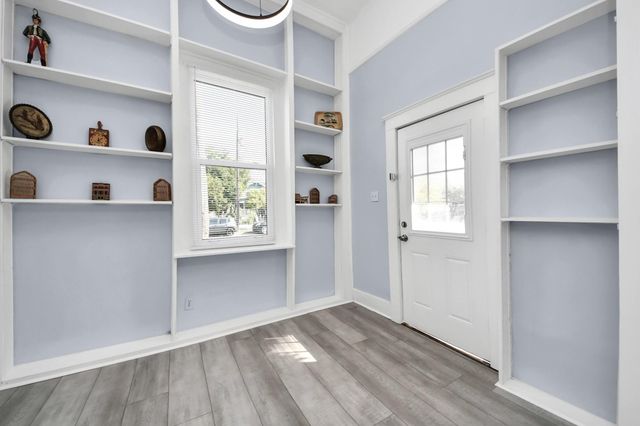 1805 39th Street, Galveston, TX 77550