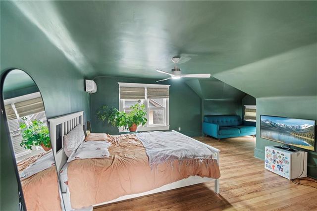 3027 Charlotte Street, Kansas City, MO 64109