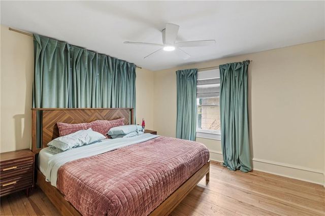 3027 Charlotte Street, Kansas City, MO 64109
