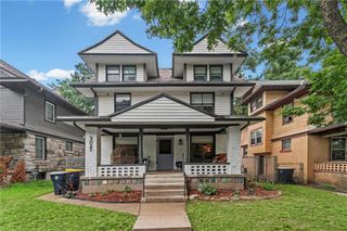 3027 Charlotte Street, Kansas City, MO 64109