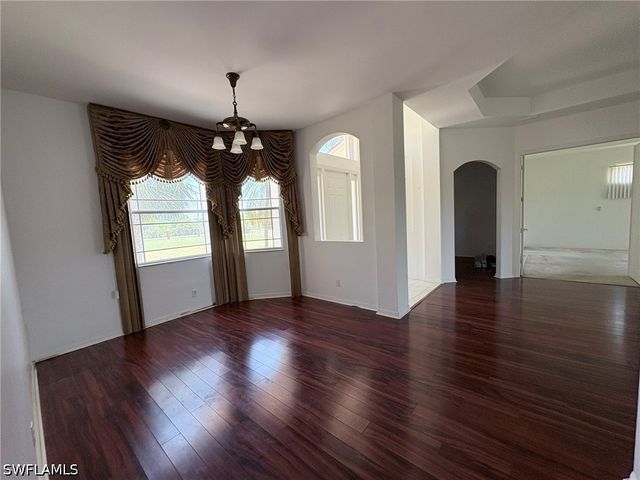 4775 8th ST NE, Naples, FL 34120