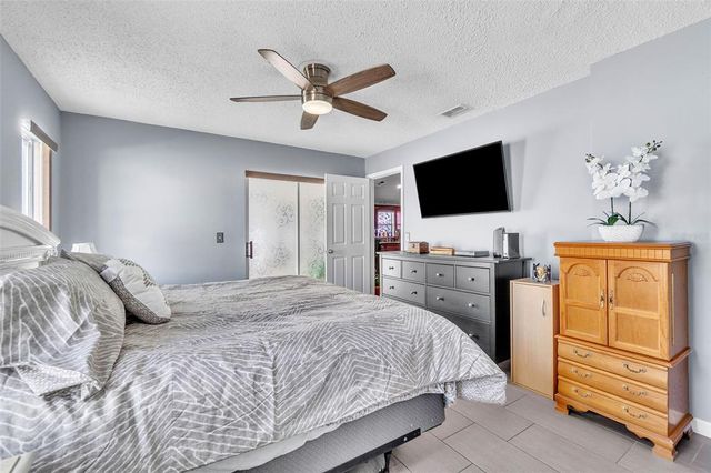 574 ROUZER STREET, Apopka, FL 32712