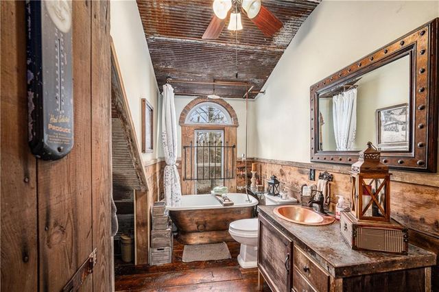 15335 HH Highway, Platte City, MO 64079