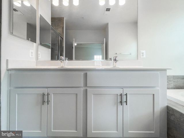 15501 NEWTONMORE LN, Upper Marlboro, MD 20774