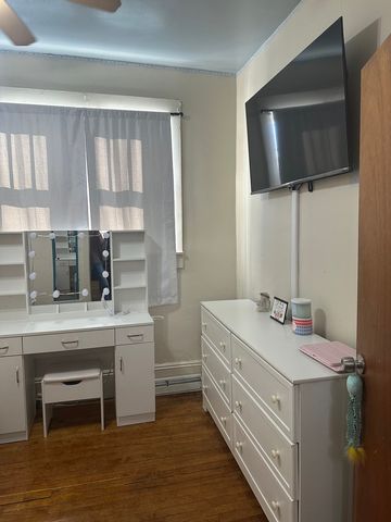 747 1st Avenue, Clinton, IA 52732