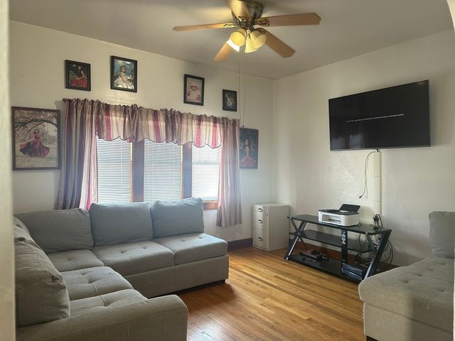 747 1st Avenue, Clinton, IA 52732