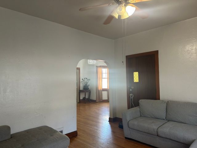 747 1st Avenue, Clinton, IA 52732