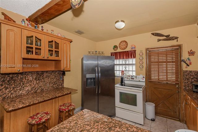 225 E 43rd St, Hialeah, FL 33013